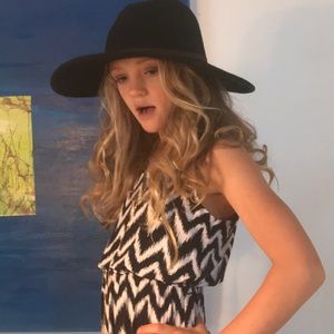 Meet your Posher, Everett